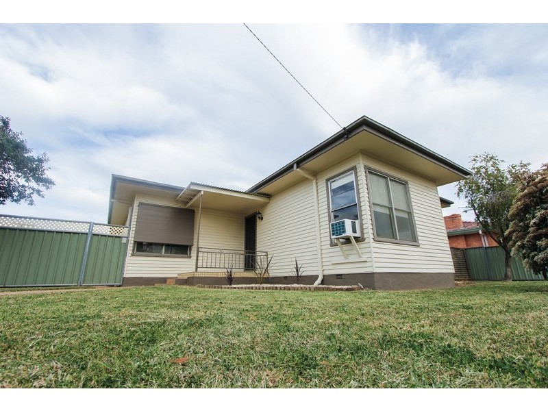 10 Hampden Street, Dubbo NSW 2830