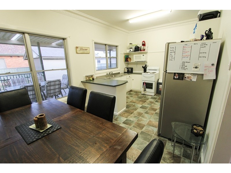 10 Hampden Street, Dubbo NSW 2830