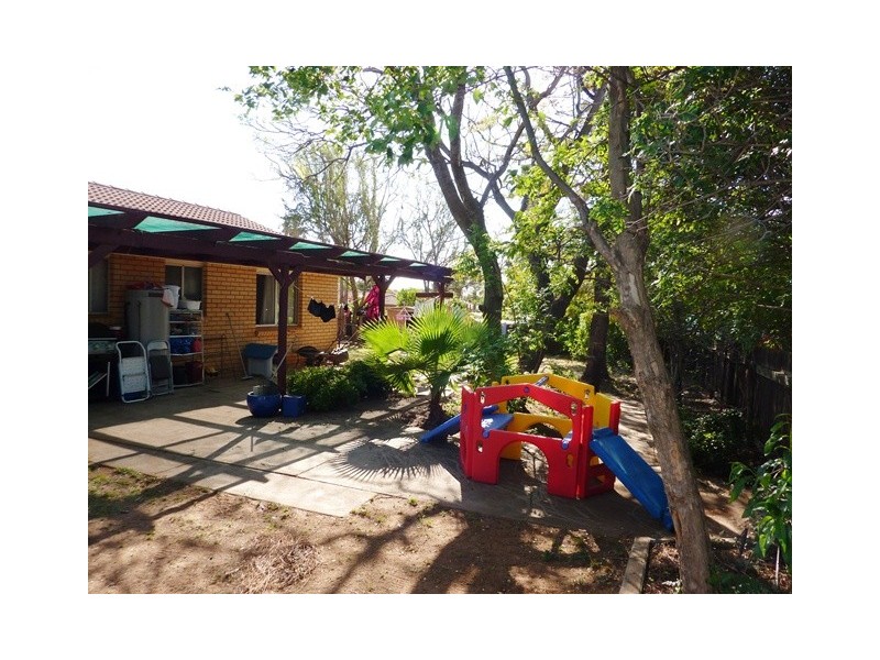 9 Edinburgh Avenue, Dubbo NSW 2830