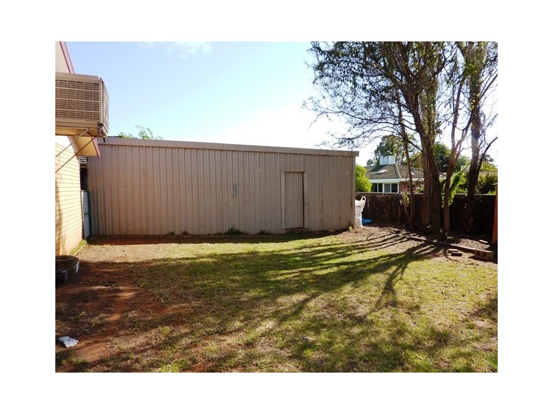 9 Edinburgh Avenue, Dubbo NSW 2830