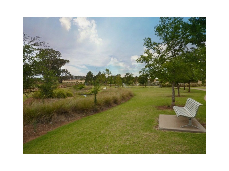 38 Southlakes Parade, Dubbo NSW 2830