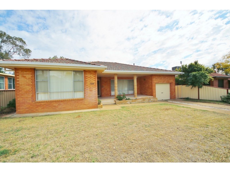169 Gipps Street, Dubbo NSW 2830