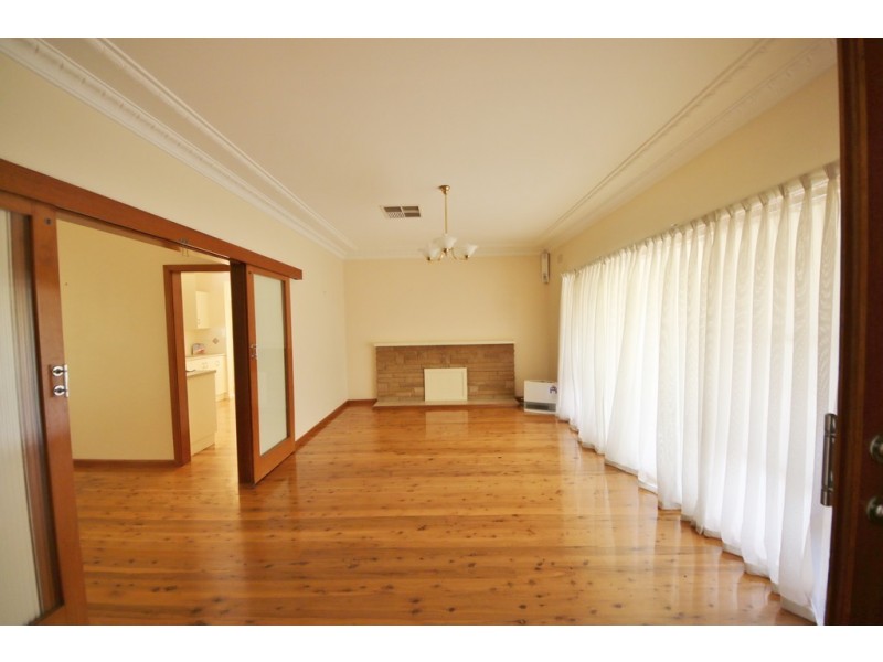 169 Gipps Street, Dubbo NSW 2830
