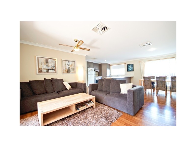 6 Cypress Point Drive, Dubbo NSW 2830