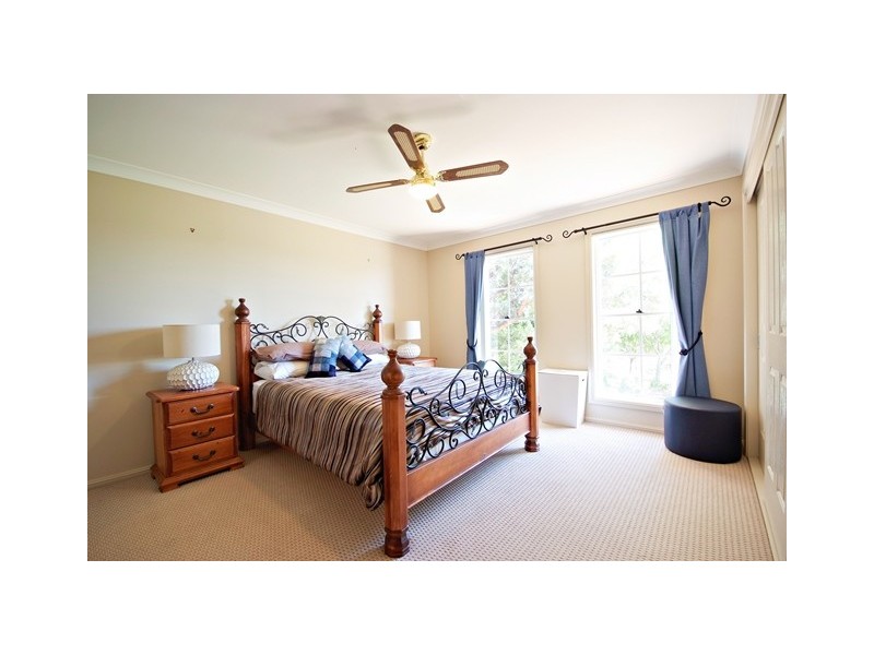 6 Cypress Point Drive, Dubbo NSW 2830