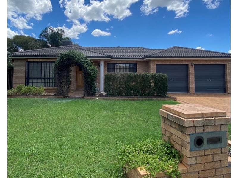 29 Websdale Drive, Dubbo NSW 2830
