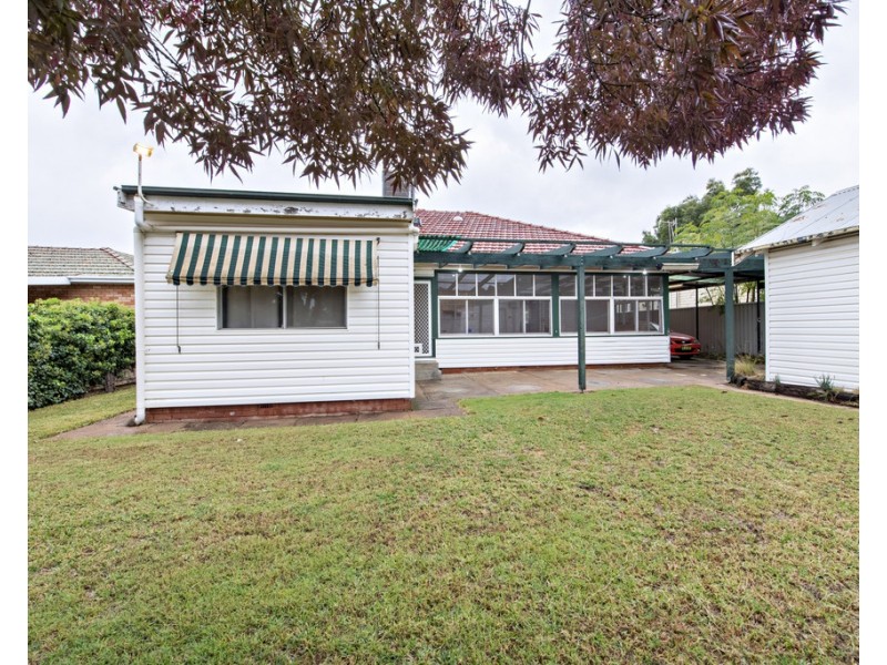 5 Crown Street, Dubbo NSW 2830
