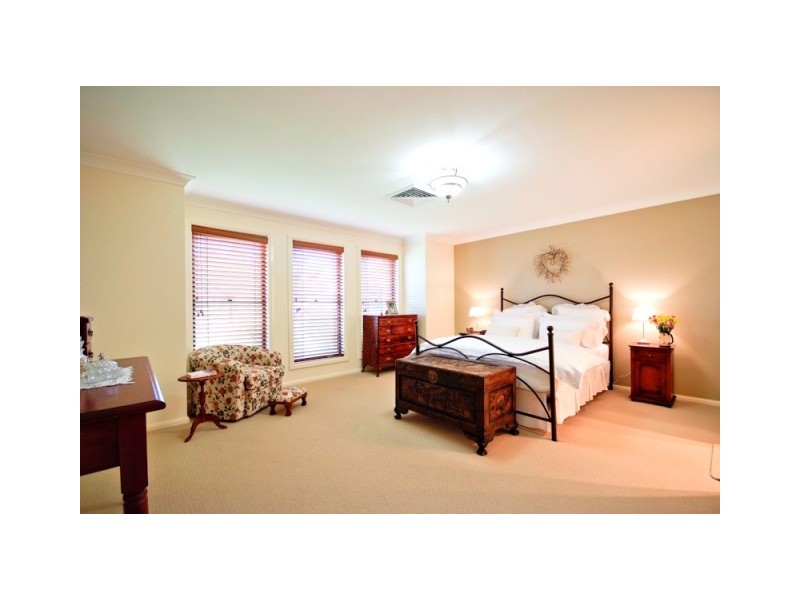 42 St Andrews Drive, Dubbo NSW 2830