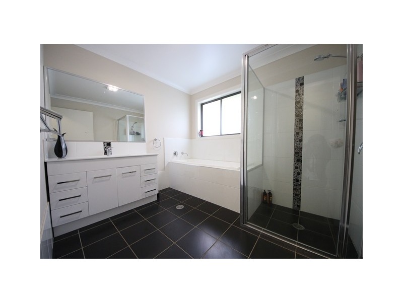 53 Yulong Street, Dubbo NSW 2830