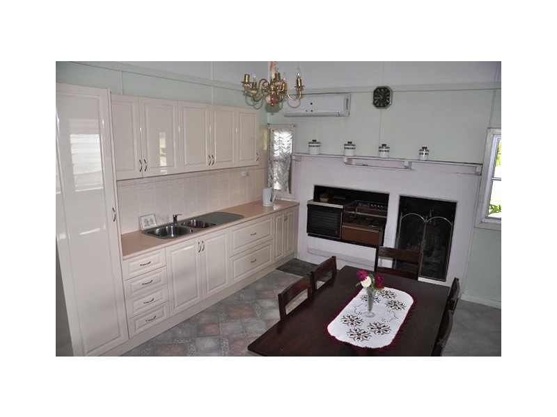 12R Old Gilgandra Road, Brocklehurst NSW 2830