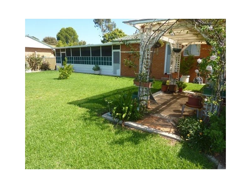10 Mackay Drive, Dubbo NSW 2830