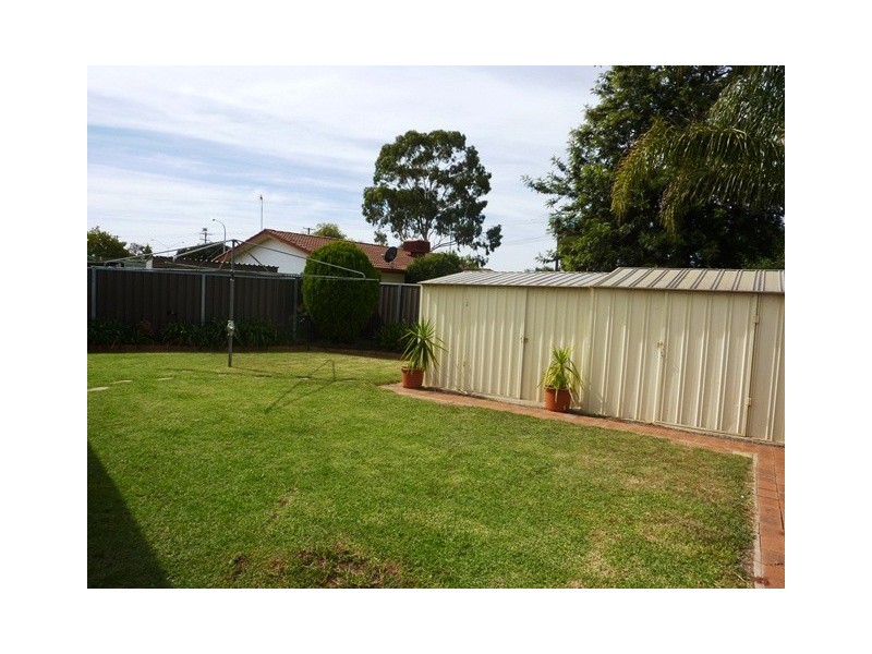 2 Condon Place, Dubbo NSW 2830