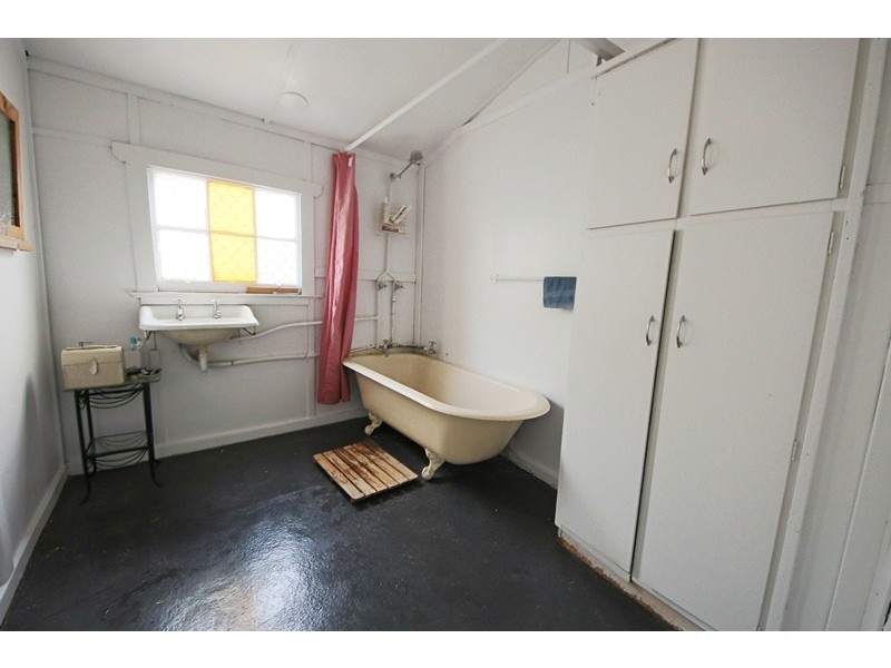 160 and 160a Myall Street, Dubbo NSW 2830