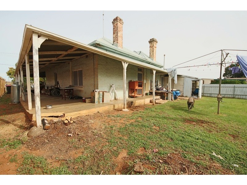 160 and 160a Myall Street, Dubbo NSW 2830