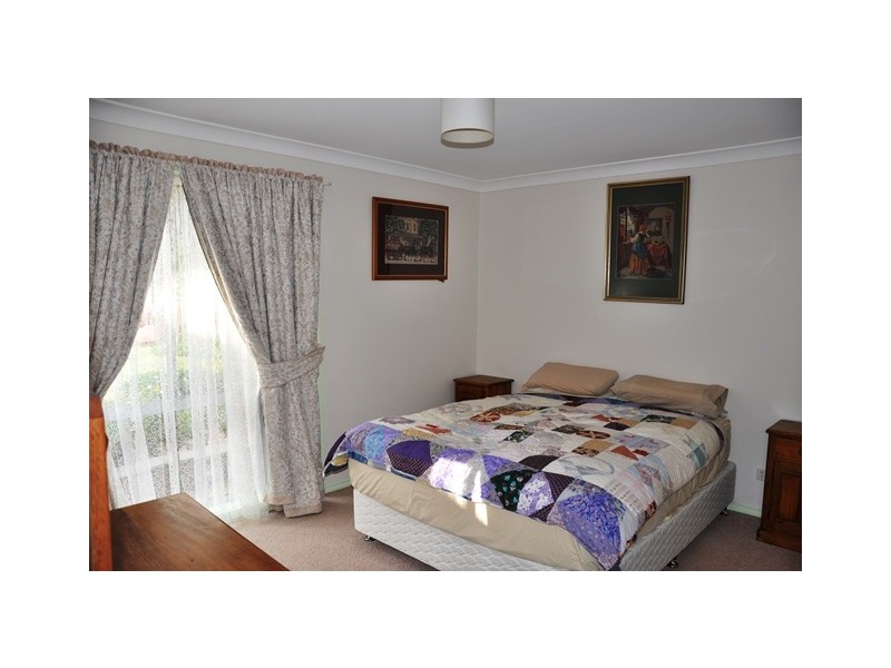 19 Erica Close, Dubbo NSW 2830