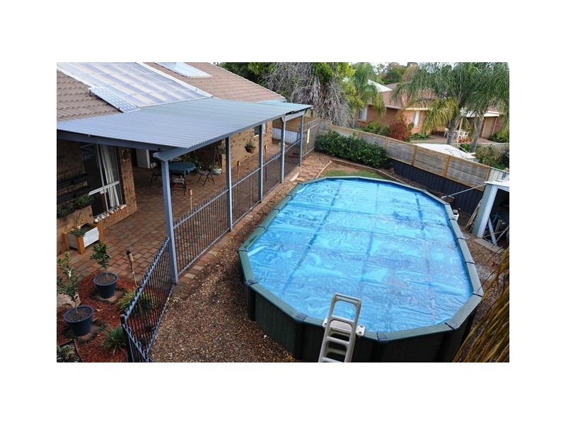 19 Erica Close, Dubbo NSW 2830