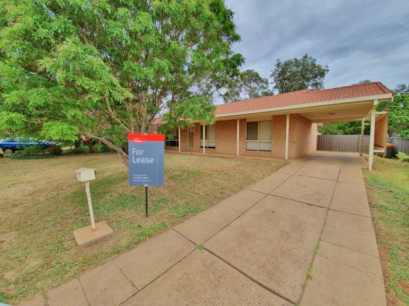18 Twickenham Drive, Dubbo NSW 2830