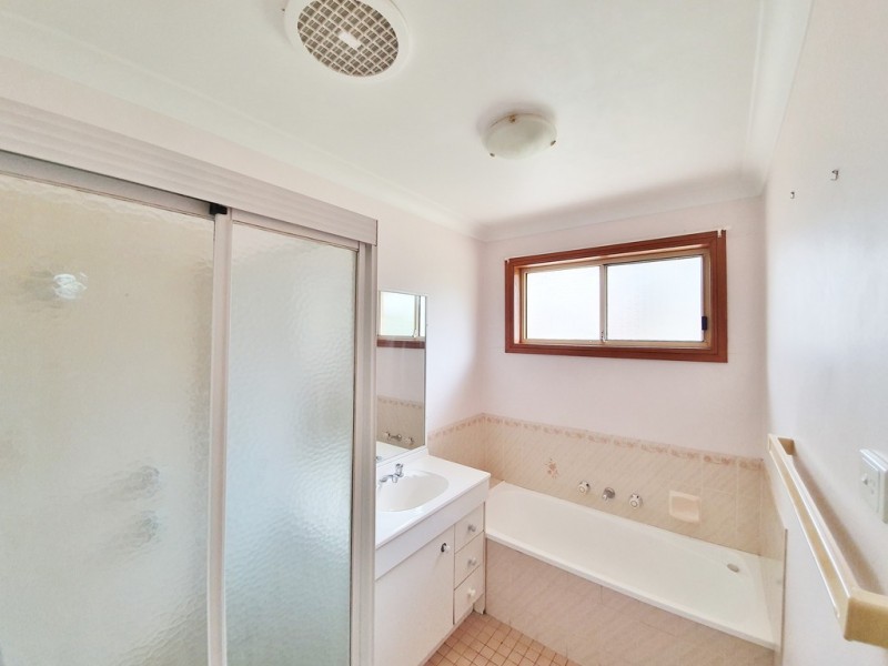 18 Twickenham Drive, Dubbo NSW 2830