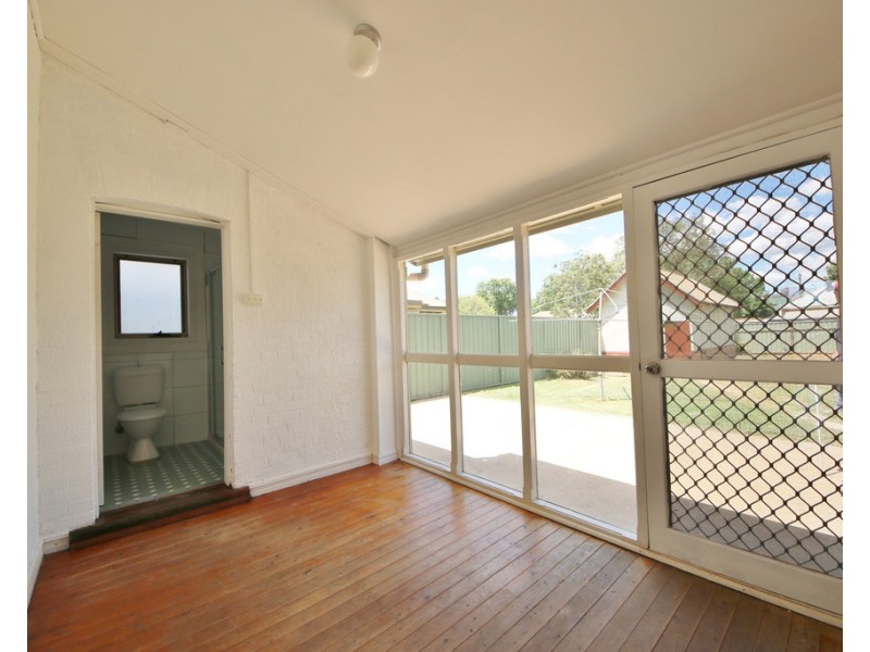 9 Park Street, Dubbo NSW 2830