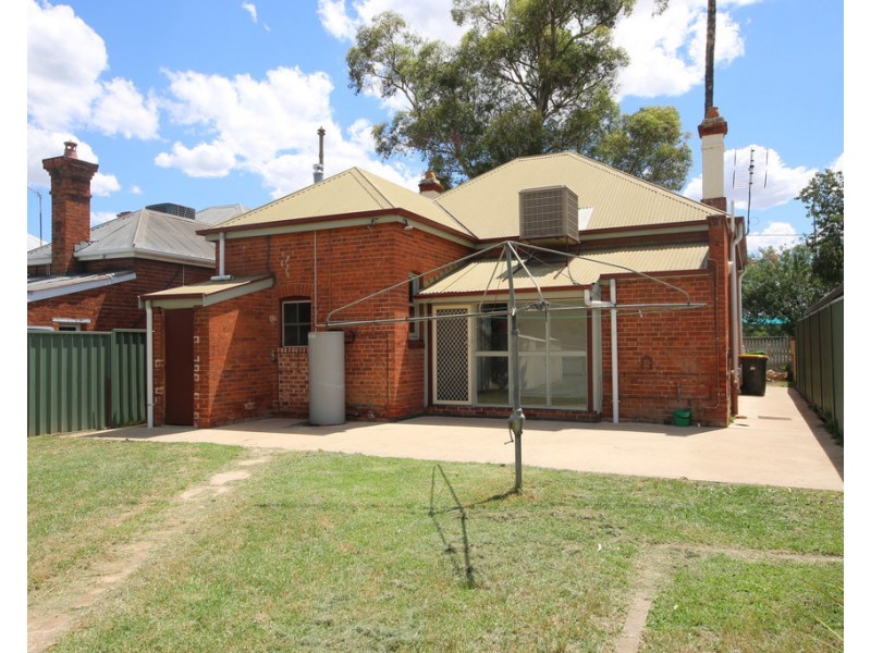 9 Park Street, Dubbo NSW 2830