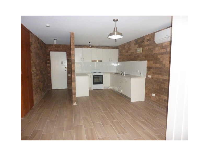 1/129 Talbragar Street Cnr Carrington Ave, Dubbo NSW 2830