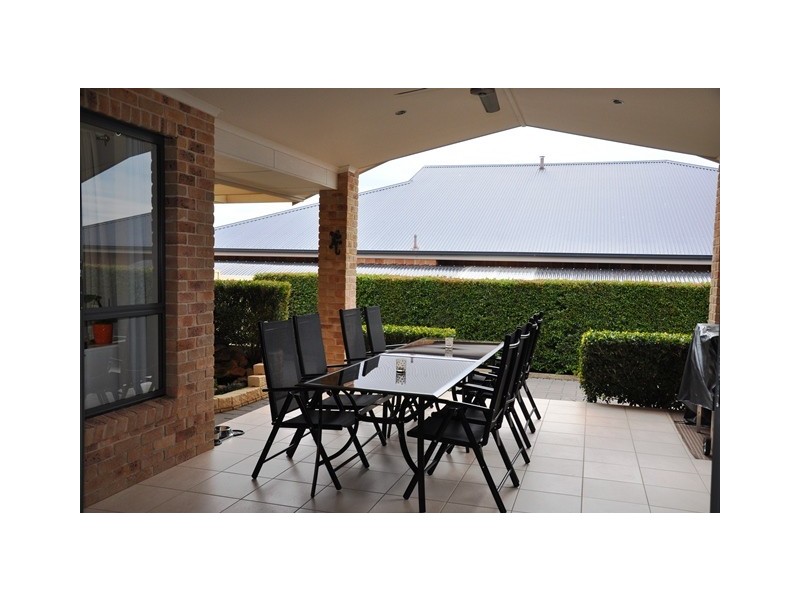 31 Lakeside Circuit, Dubbo NSW 2830