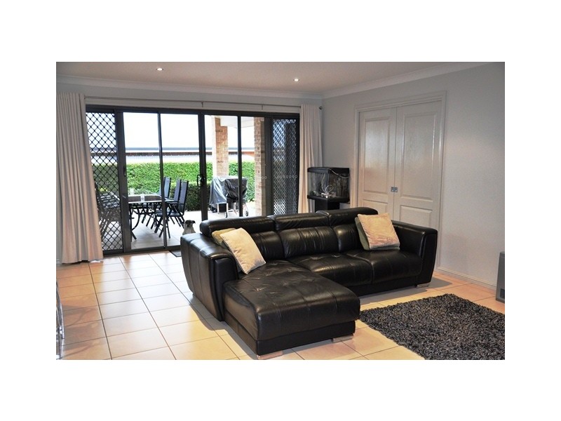 31 Lakeside Circuit, Dubbo NSW 2830