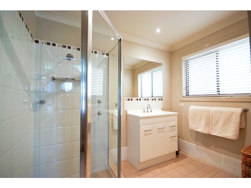 31 Lakeside Circuit, Dubbo NSW 2830