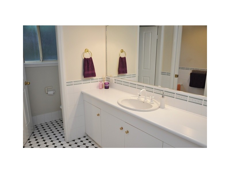 7 Ron Gordon Place, Dubbo NSW 2830