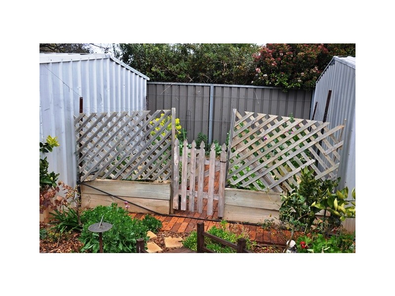 7 Ron Gordon Place, Dubbo NSW 2830