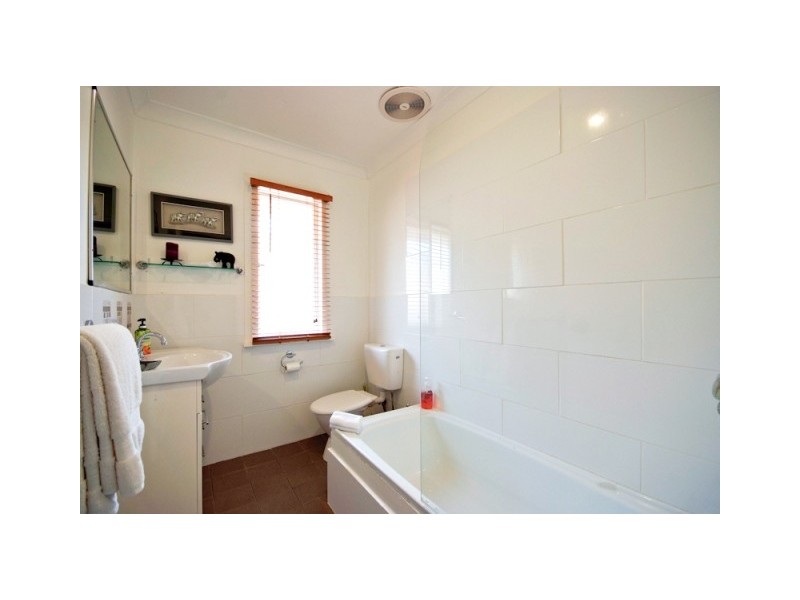 18 Gilbert Street, Dubbo NSW 2830