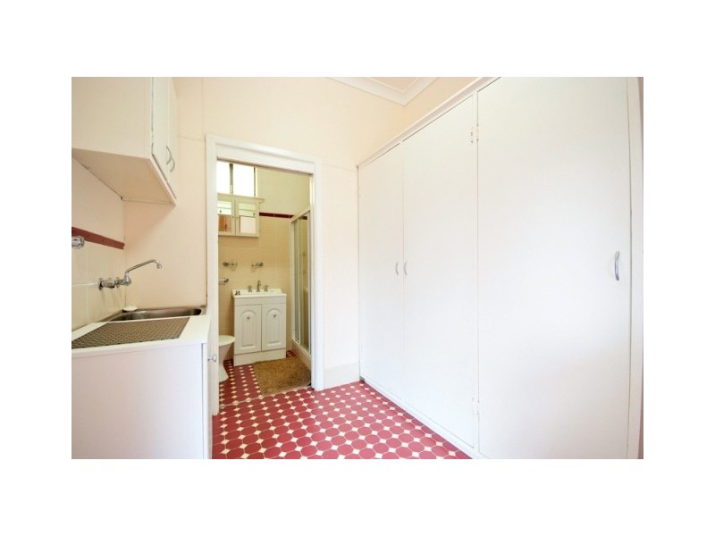18 Gilbert Street, Dubbo NSW 2830
