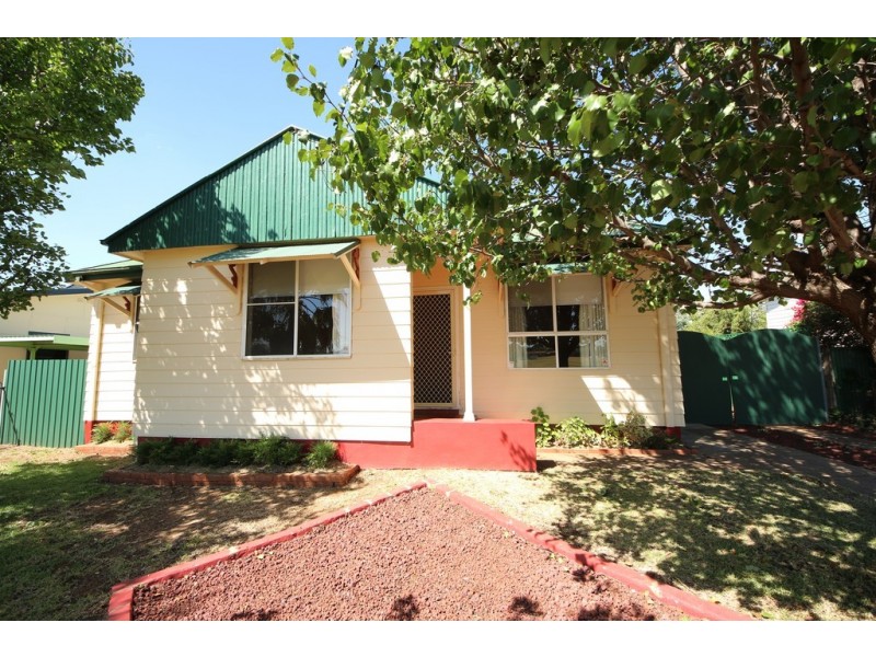 60 Corbett Avenue, Dubbo NSW 2830
