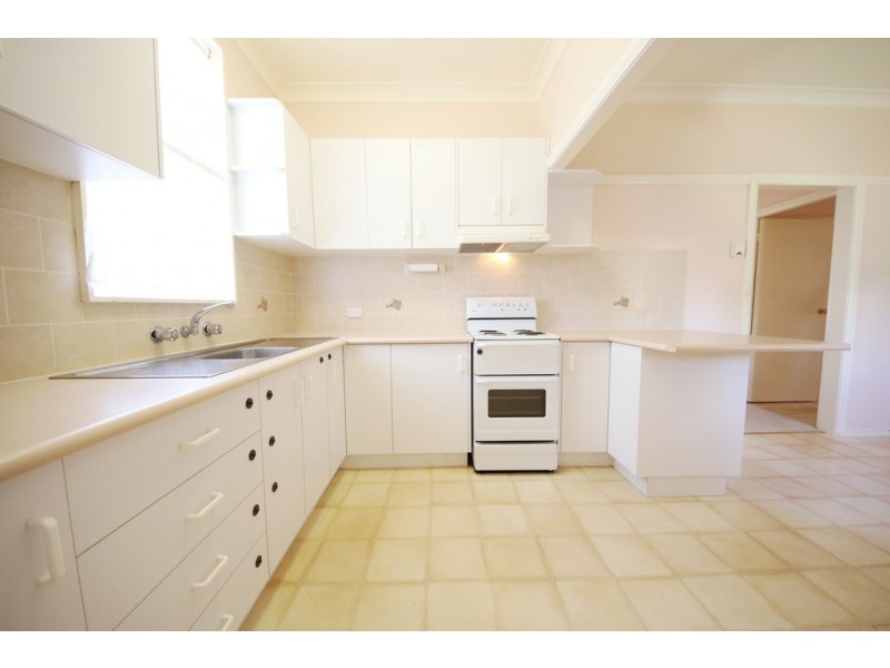 60 Corbett Avenue, Dubbo NSW 2830