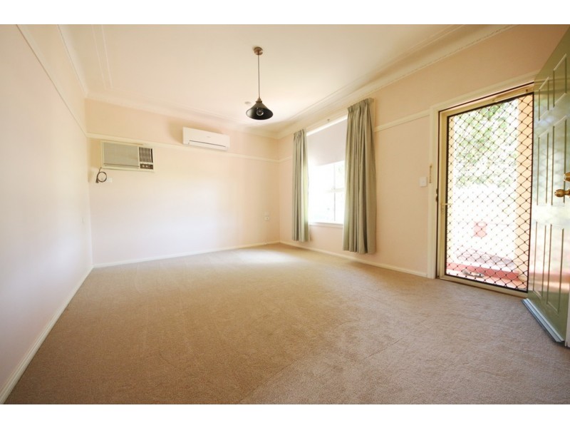 60 Corbett Avenue, Dubbo NSW 2830