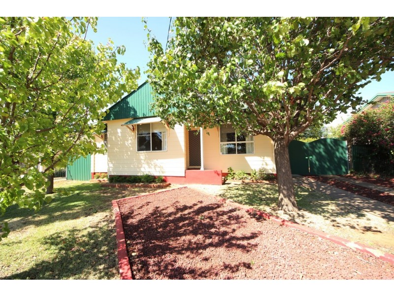 60 Corbett Avenue, Dubbo NSW 2830