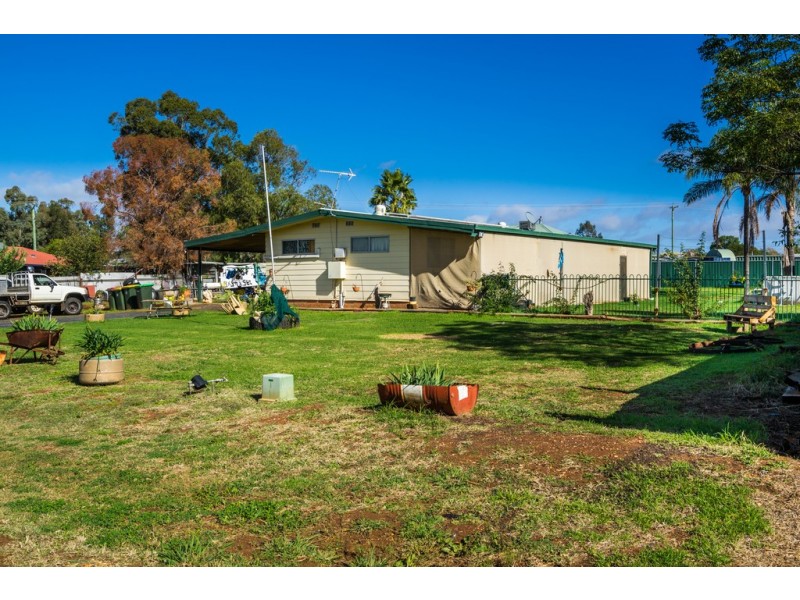 9 Burraway Street, Brocklehurst NSW 2830