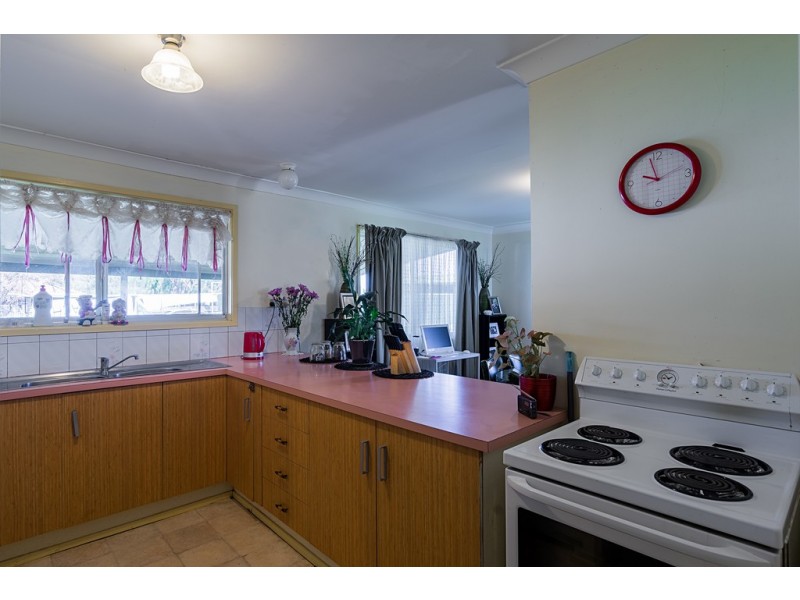 9 Burraway Street, Brocklehurst NSW 2830