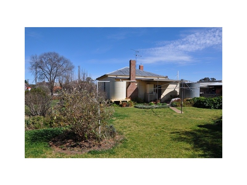 14 King Street, Yeoval NSW 2868