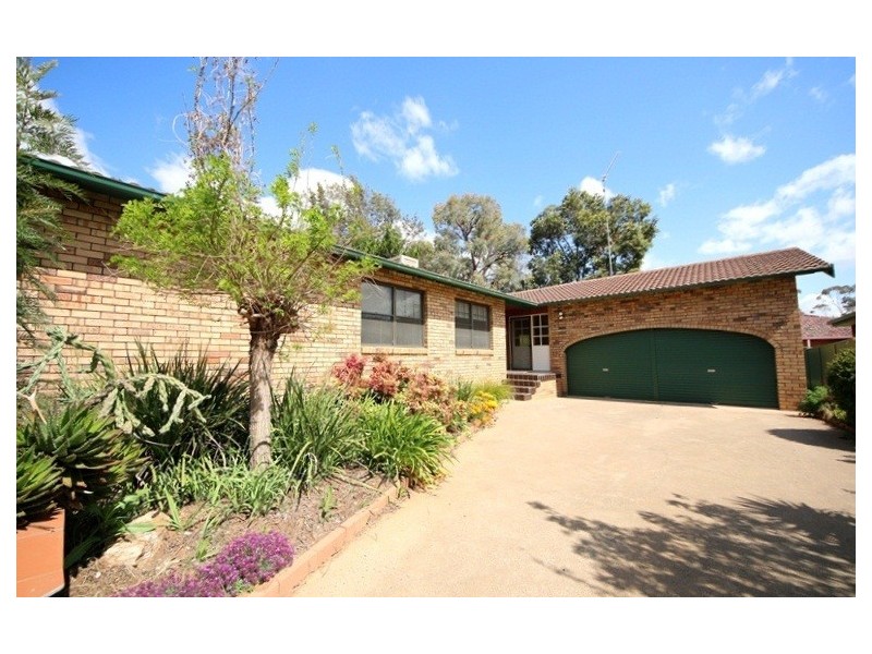 15 Gundarra Street, Dubbo NSW 2830