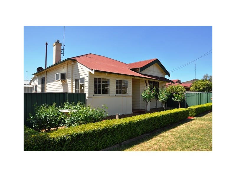 2 Luke Street, Dubbo NSW 2830