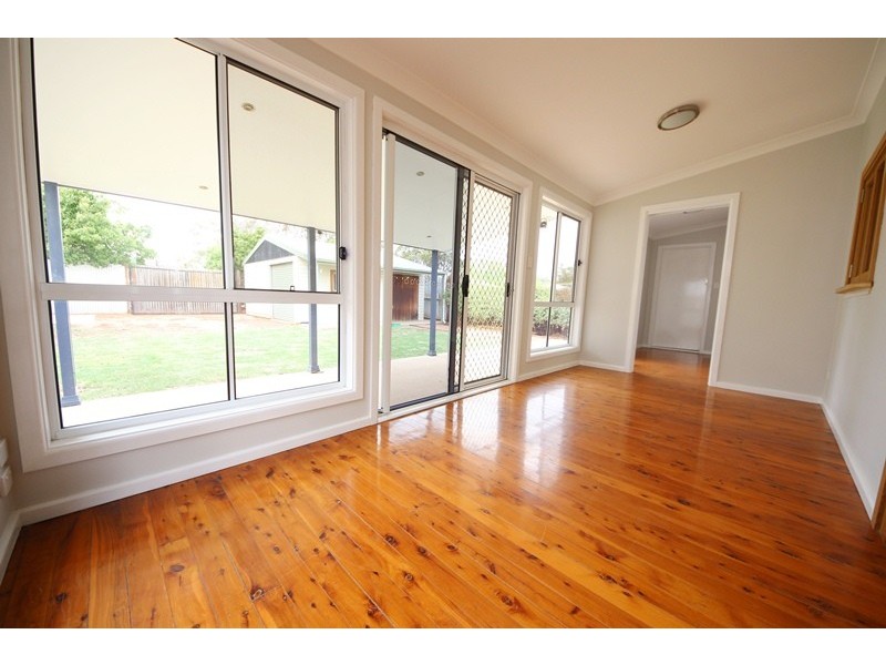 44 Caroline Street, Dubbo NSW 2830