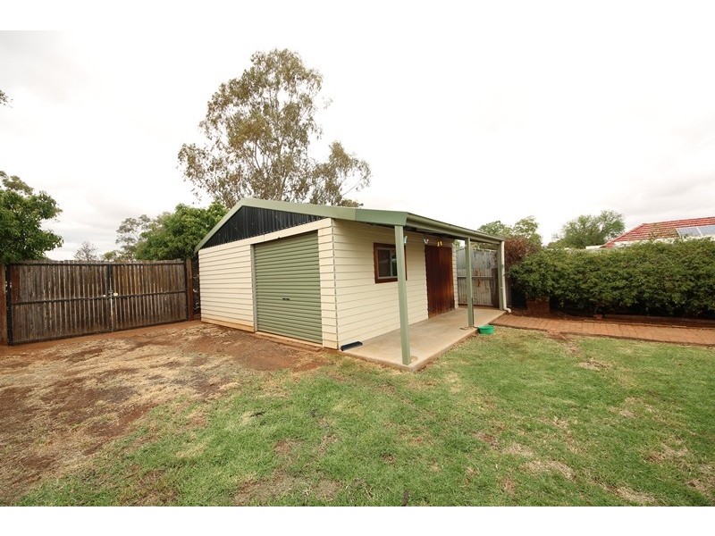 44 Caroline Street, Dubbo NSW 2830