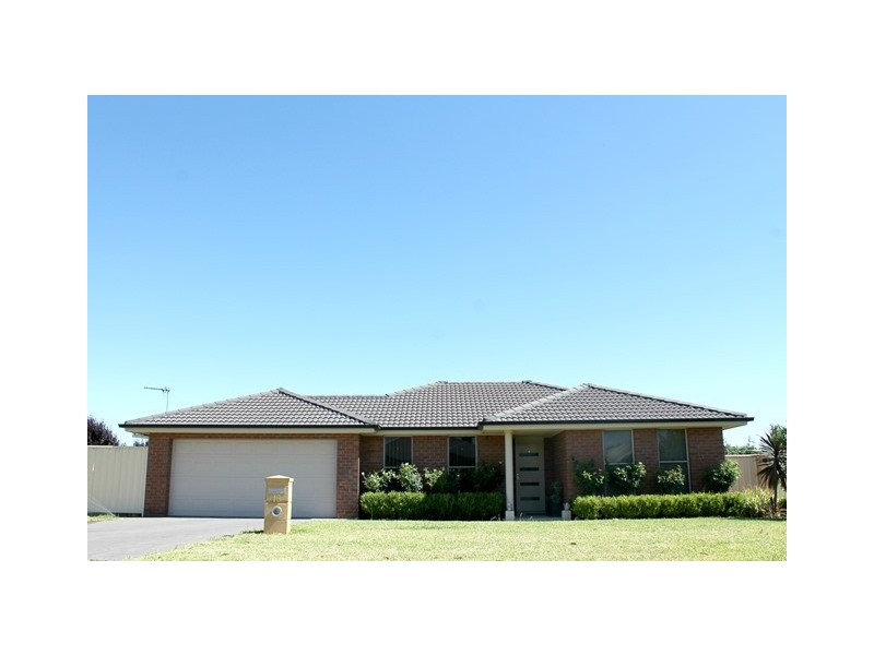 18 Sunvale Avenue, Dubbo NSW 2830