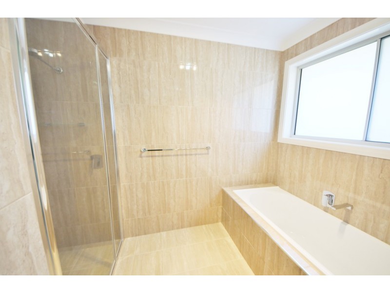 5 Southlakes Parade, Dubbo NSW 2830