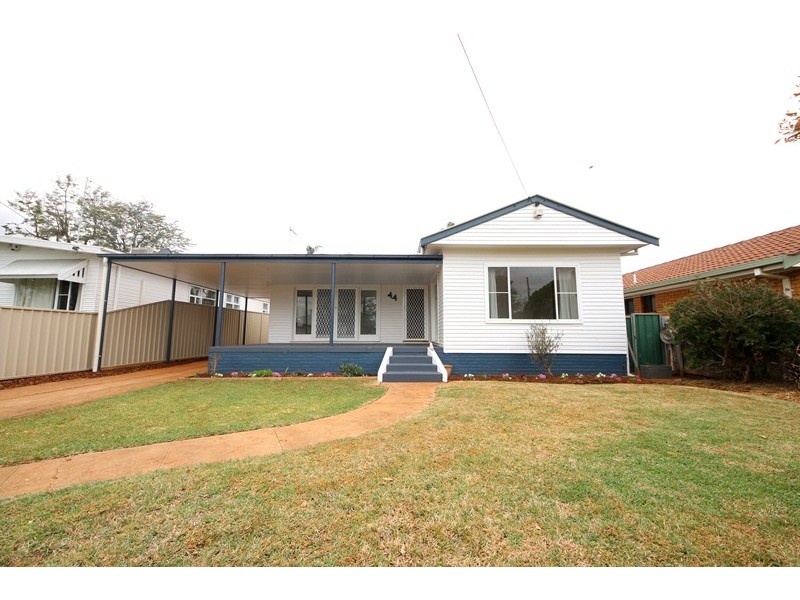 44 Caroline Street, Dubbo NSW 2830