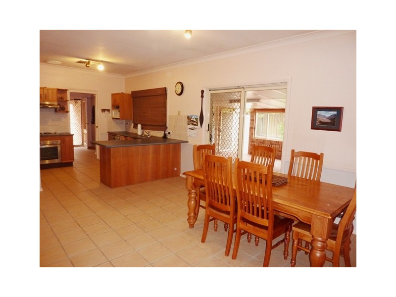 5 Christie Close, Dubbo NSW 2830