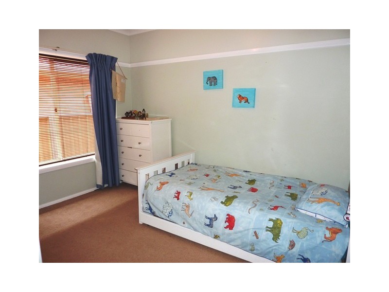 5 Christie Close, Dubbo NSW 2830