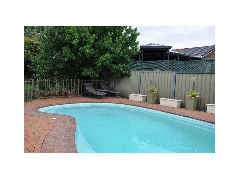 5 Christie Close, Dubbo NSW 2830