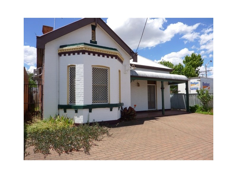 68 Bultje Street, Dubbo NSW 2830
